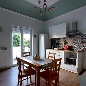 Elenahouse Kalsa Palerme